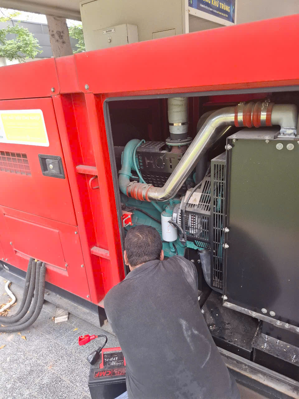 sửa máy phát điện khu đô thị mới